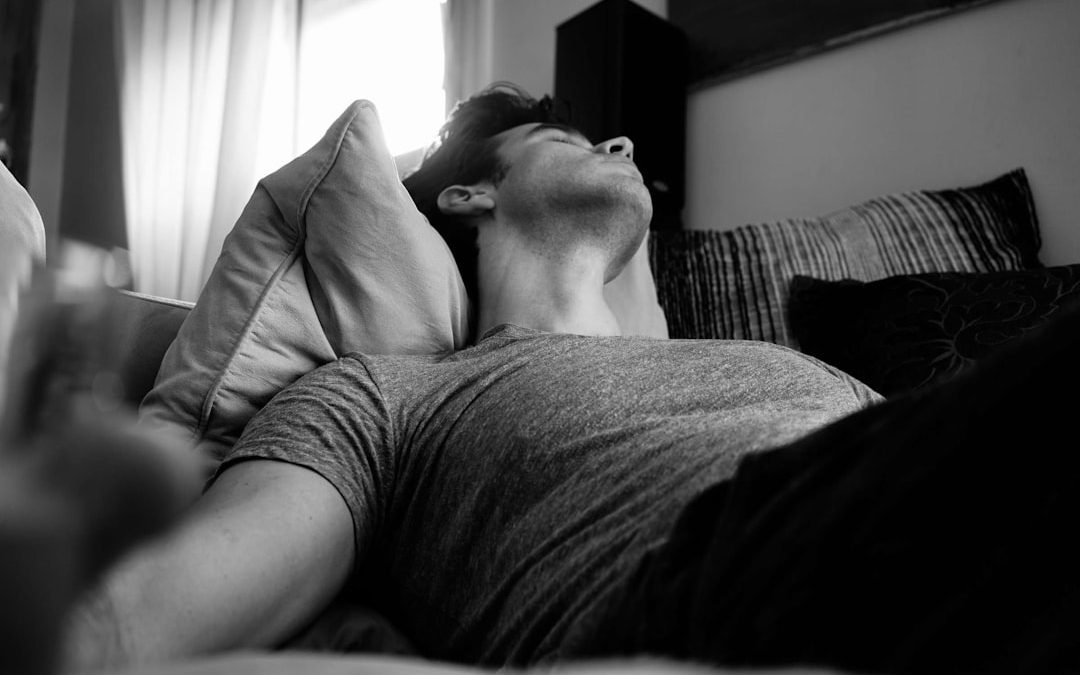 Schlafmangel und Epigenetik: Wie die 4-Tage-Woche Ihre Gesundheit verbessern kann